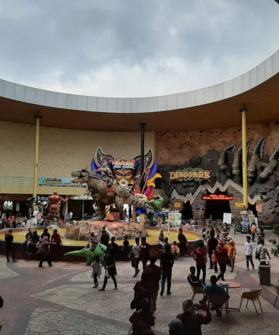 Jawa Timur Park 3: Wisata Masa Depan dengan Teknologi dan Dinosaurus di Batu 1 Jawa Timur Park 3: Wisata Masa Depan dengan Teknologi dan Dinosaurus di Batu